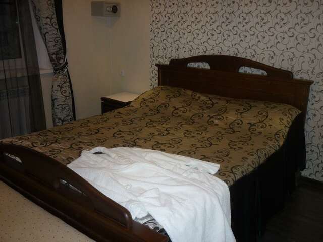 Гостиница Gold Ковров-74