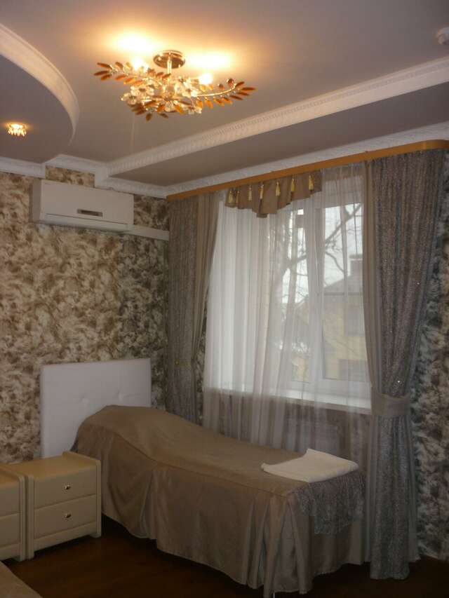 Гостиница Gold Ковров-70