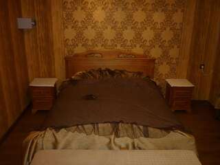 Гостиница Gold Ковров Стандартный двухместный номер с 1 кроватью и балконом-9